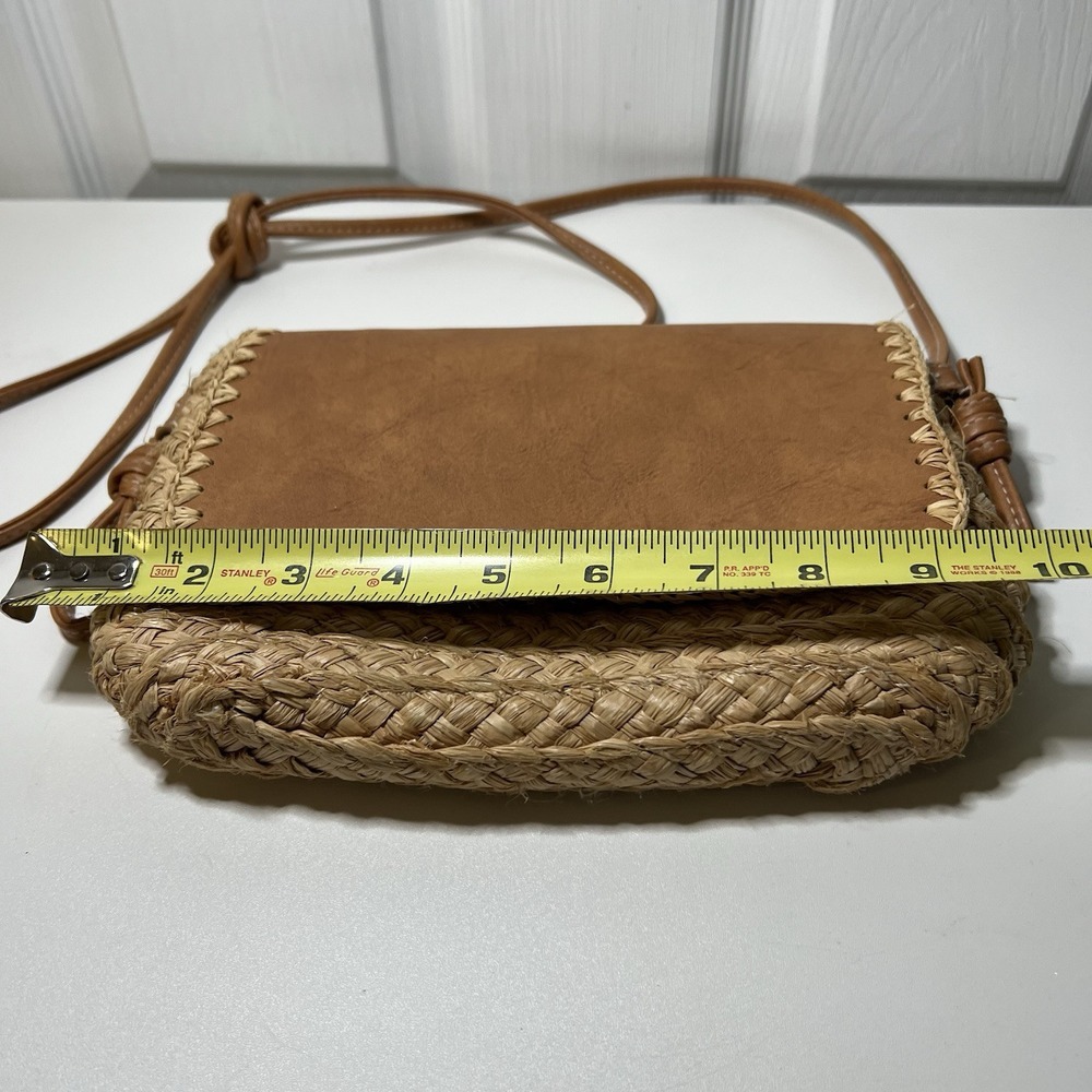 Universal Thread Straw Purse - Picture 8 of 12